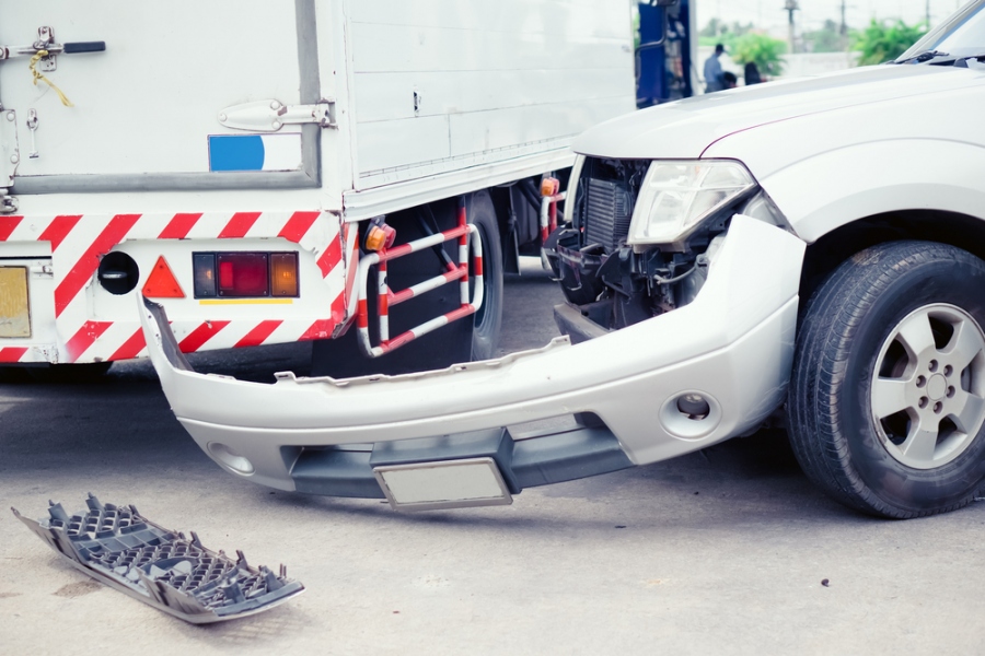 Reasons Why You Need To Hire A Truck Accident Lawyer